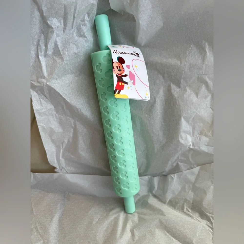 Disney Parks Mousewares Mickey Mouse Icon Rolling Pin Green New With Tag